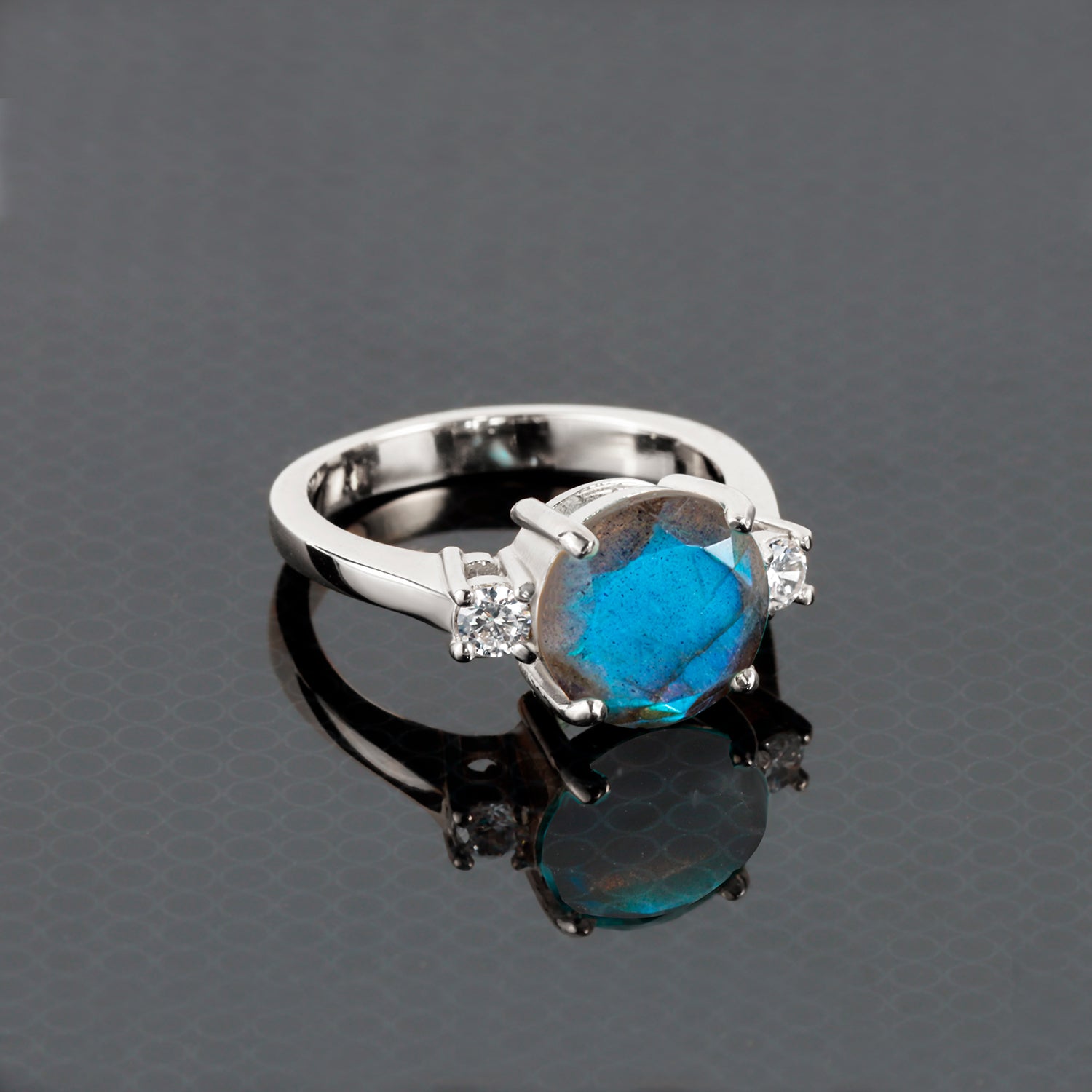 Round Labradorite Statement Ring with Clear Quartz Accents - H.L.Jewelry