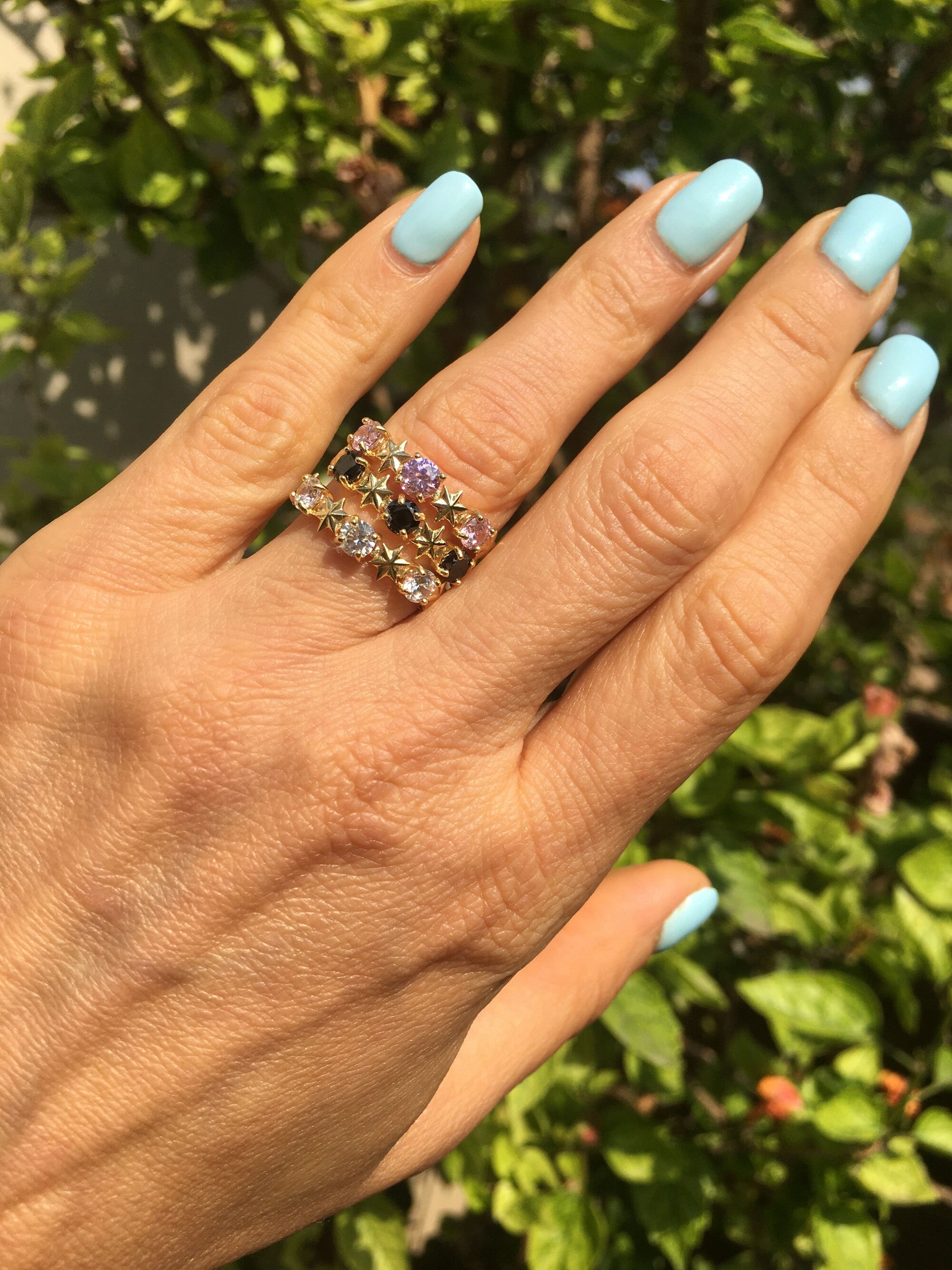 Round Lavender Amethyst Three Stone Ring with Star Accents - H.L.Jewelry