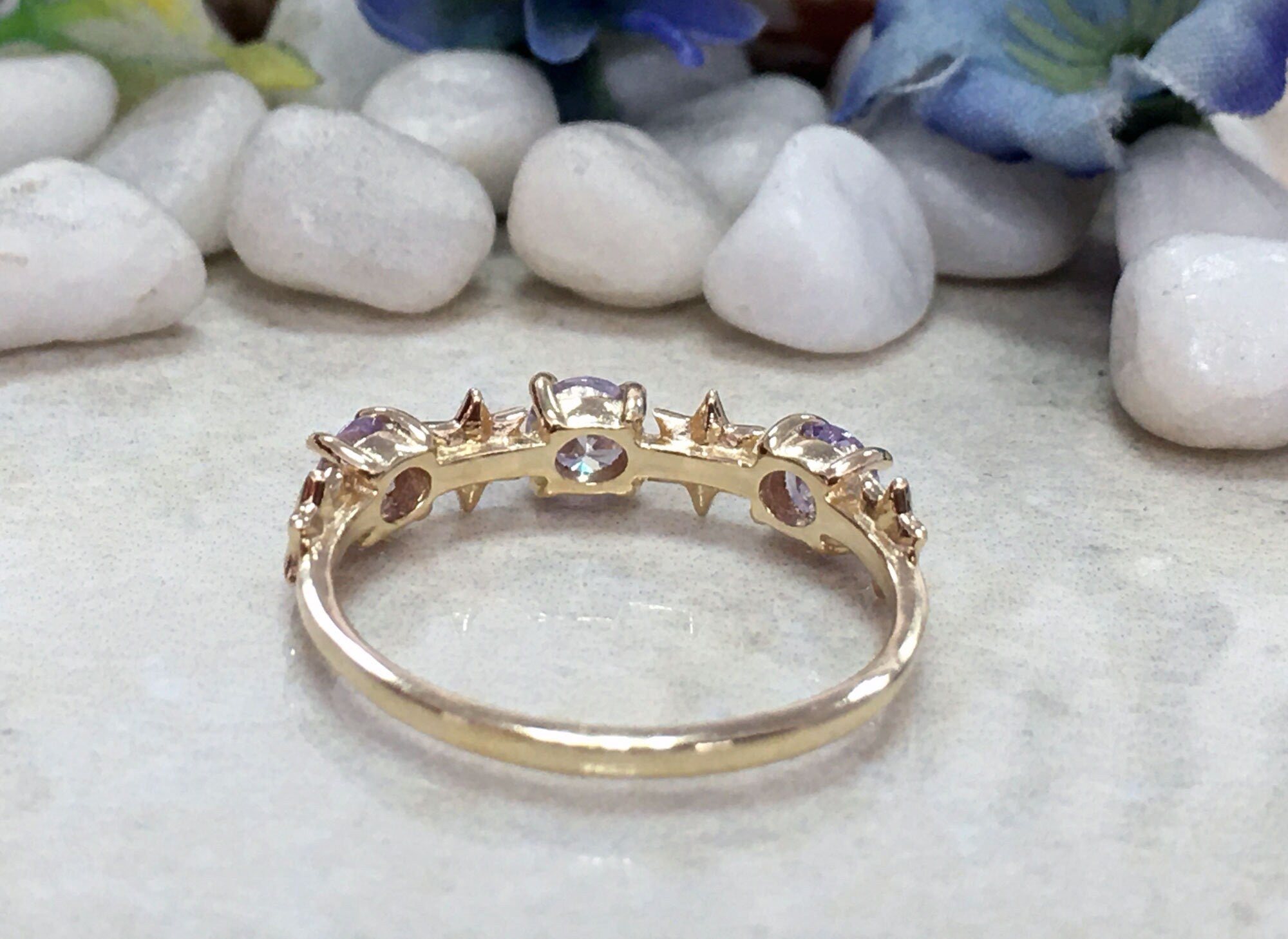 Round Lavender Amethyst Three Stone Ring with Star Accents - H.L.Jewelry