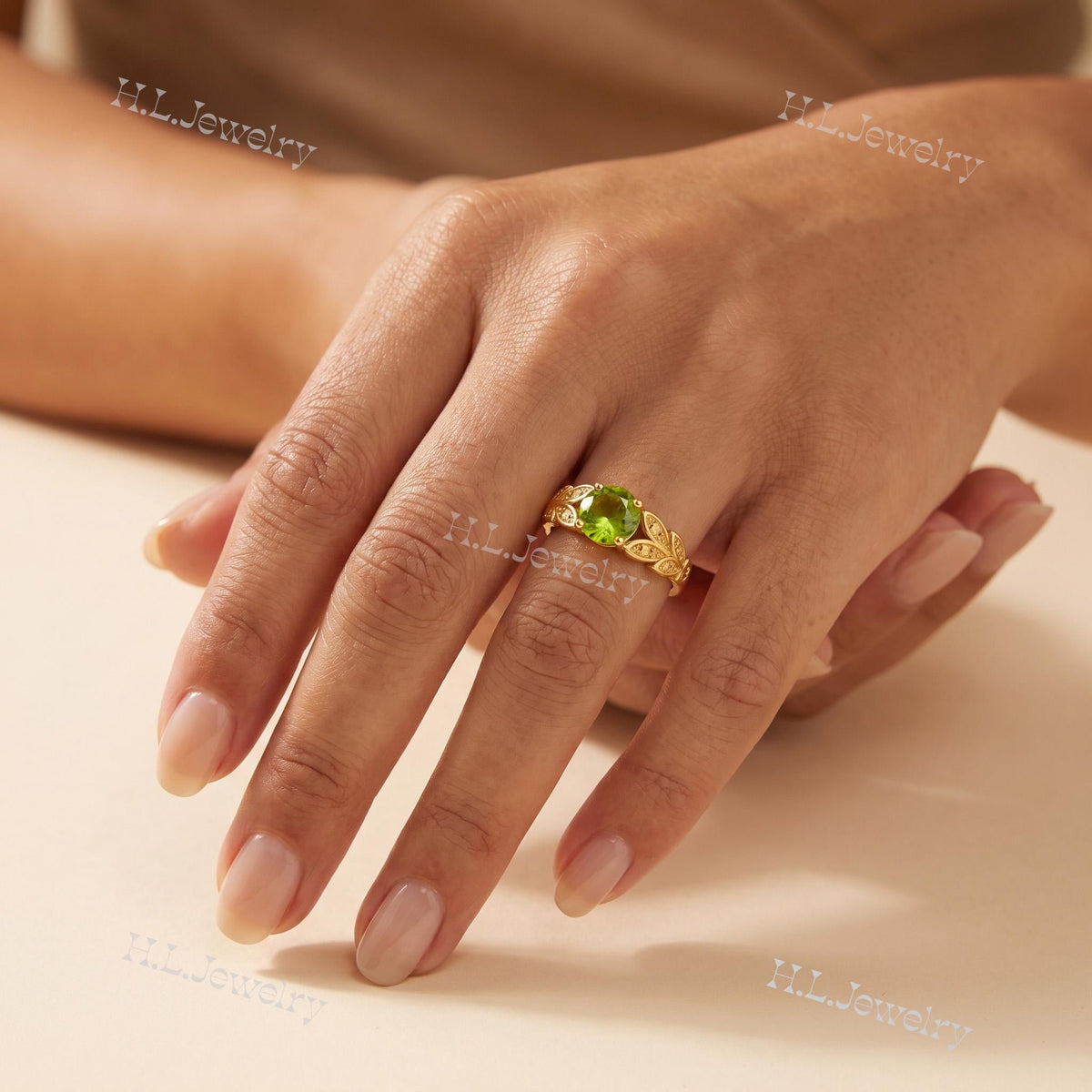 Round Peridot Gemstone Prong Set Leaves Botanical Ring - H.L.Jewelry