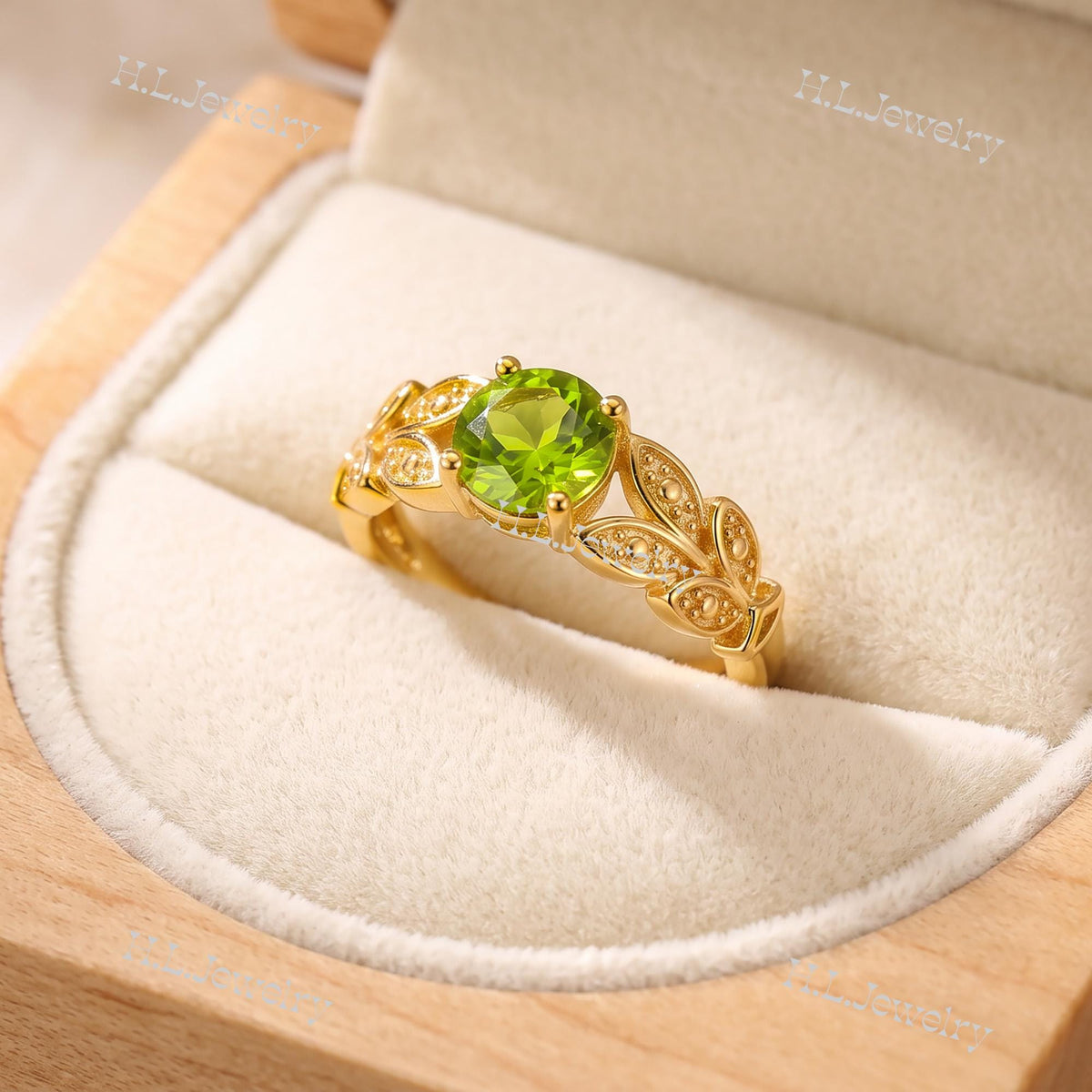Round Peridot Gemstone Prong Set Leaves Botanical Ring - H.L.Jewelry