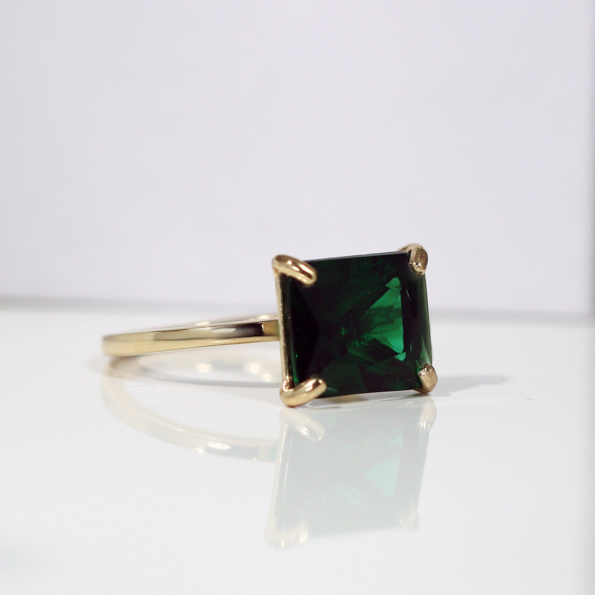 Emerald Ring - May Birthstone - Emerald Gemstone Horizontal Rectangular Shape Solitaire Ring - H.L.Jewelry