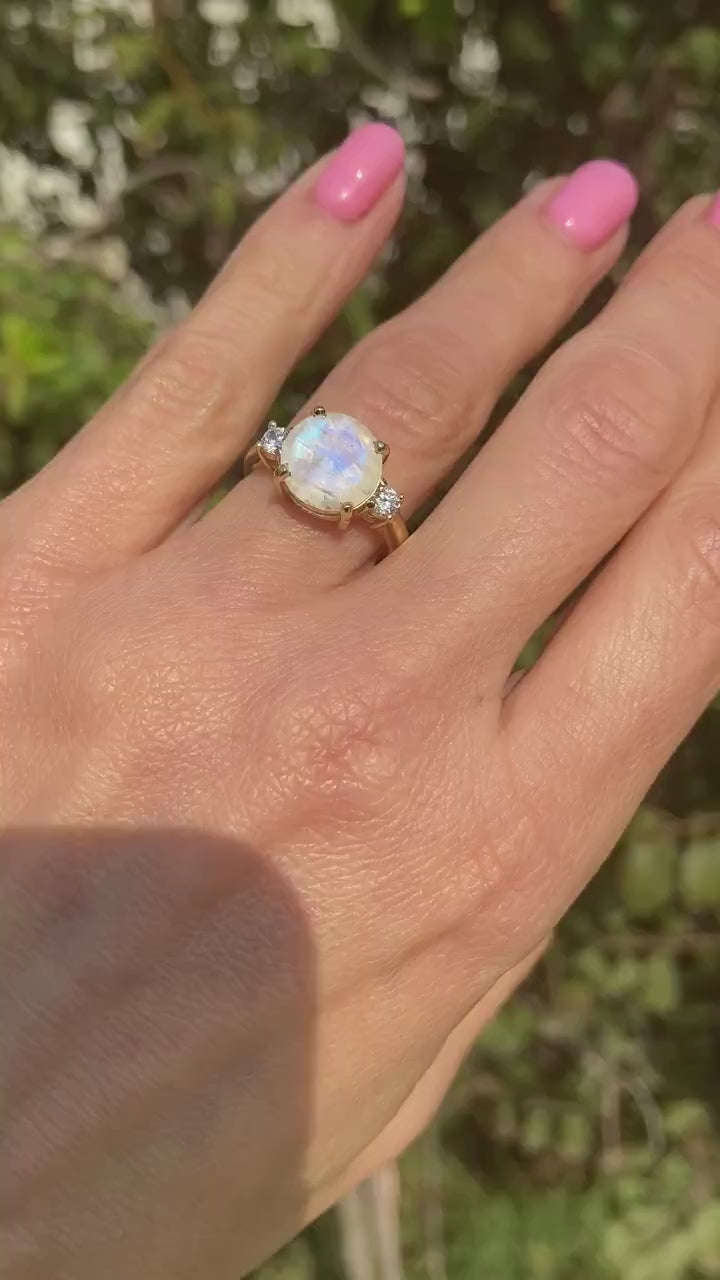 Rainbow Moonstone Ring - June Birthstone - Statement Ring - Gold Ring - Engagement Ring - Round Ring - Cocktail Ring - Prong Ring