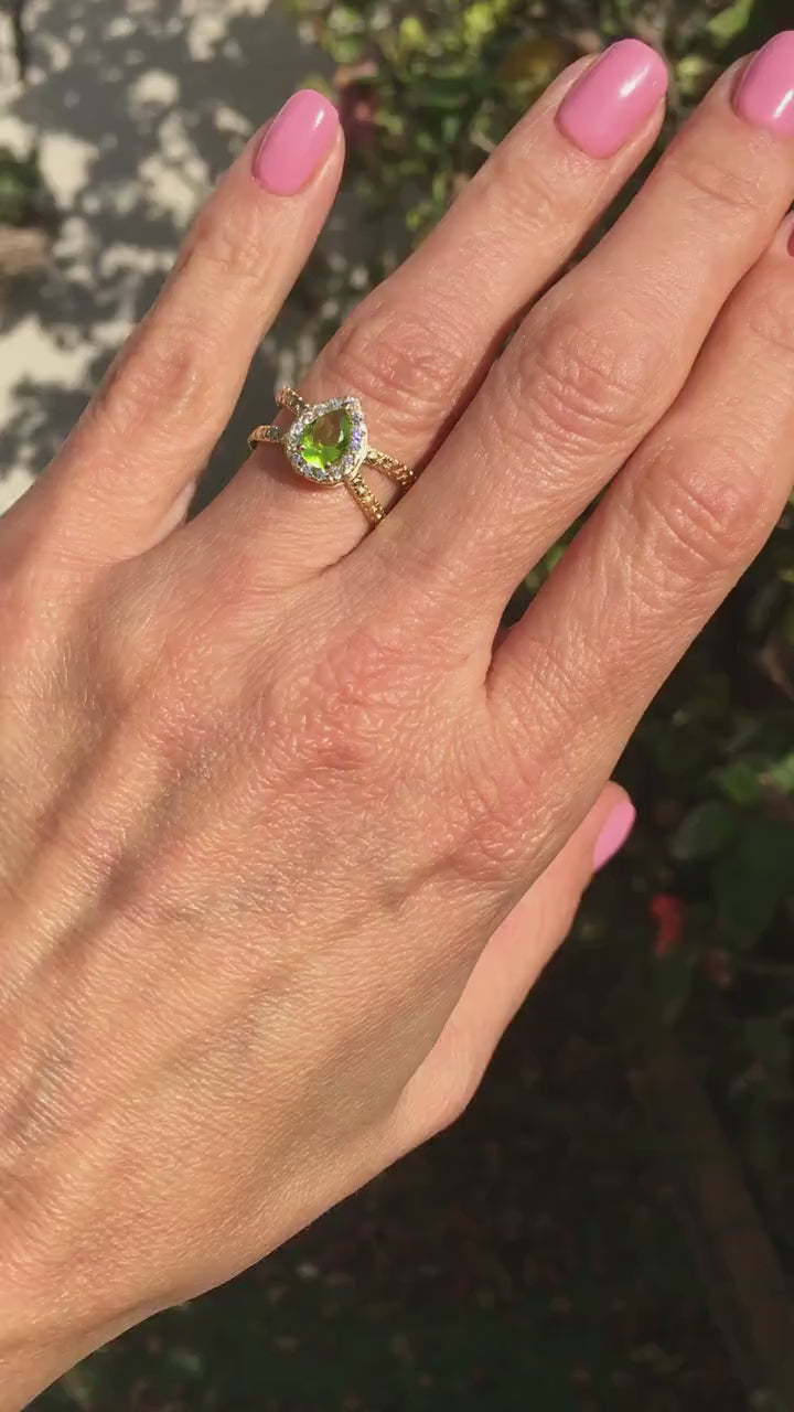 Peridot Ring - August Birthstone Jewelry - Statement Ring - Gold Ring - Engagement Ring - Teardrop Ring - Cocktail Ring - Prong Ring