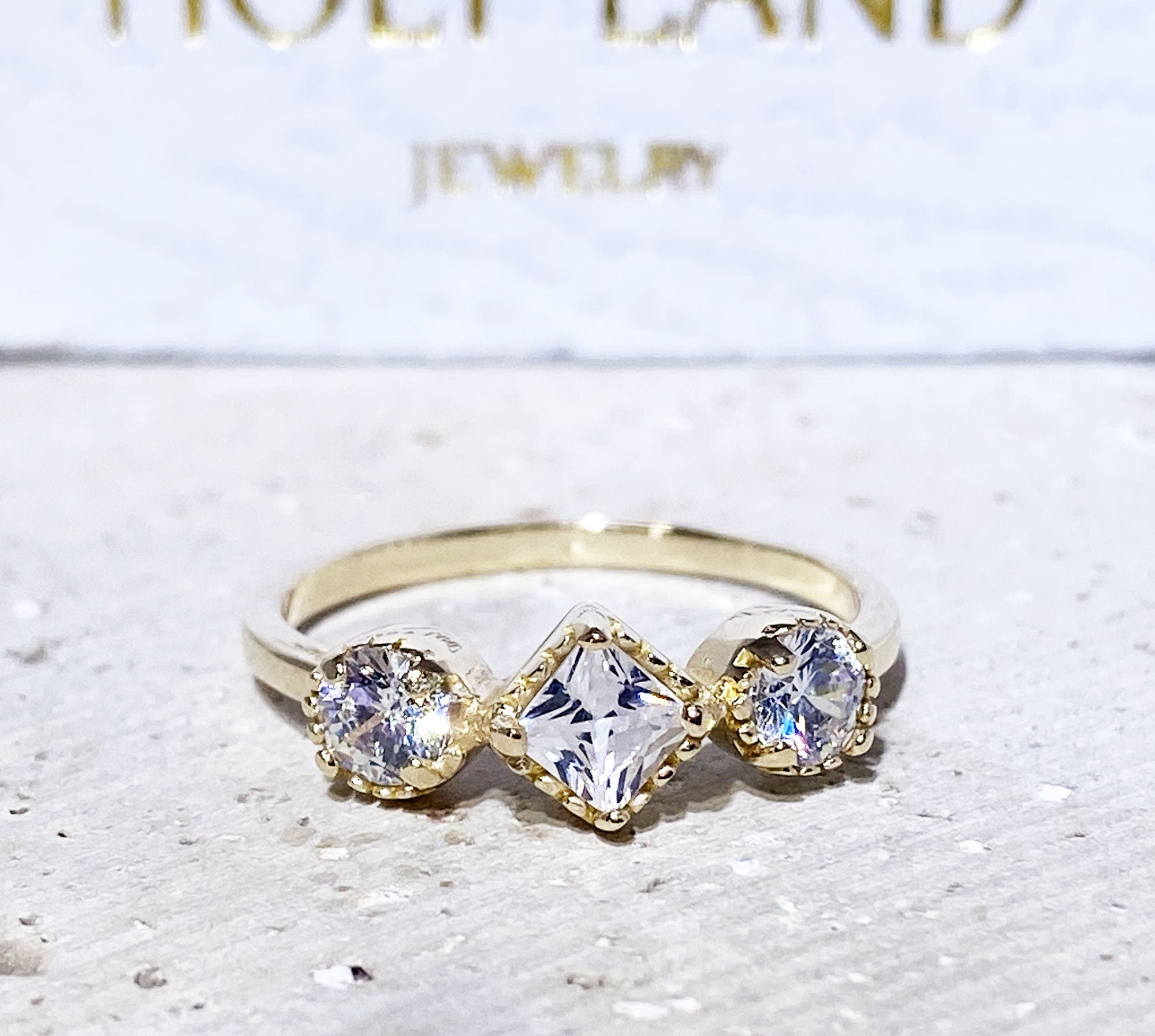 April Birthstone Clear Quartz Three Stone Modern Ring - H.L.Jewelry