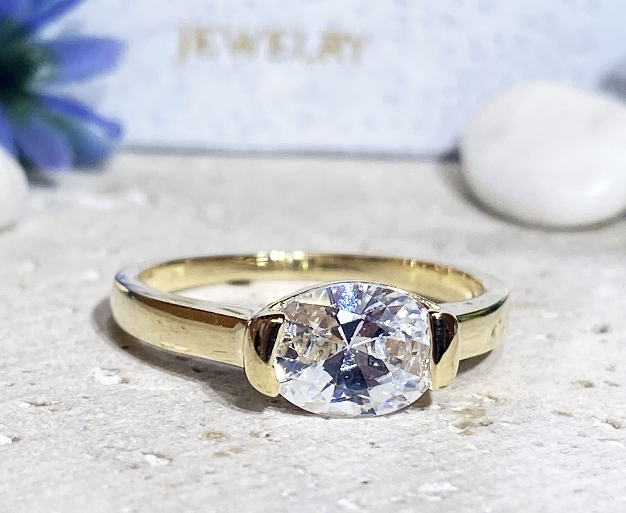 April Birthstone East-West Oval Clear Quartz Simple Stacking Ring - H.L.Jewelry