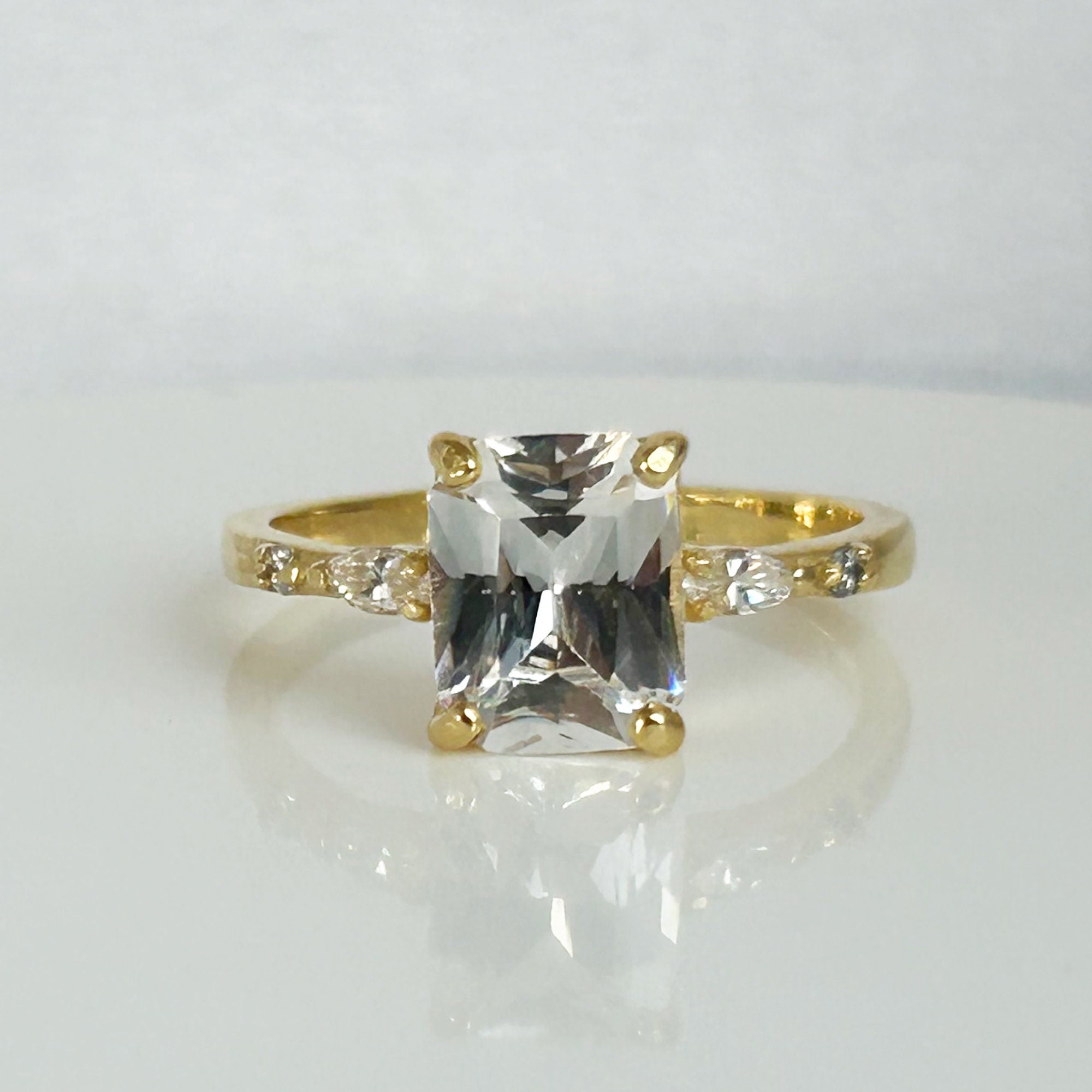 April Birthstone Octagon Clear Quartz Gemstone Engagement Ring - H.L.Jewelry