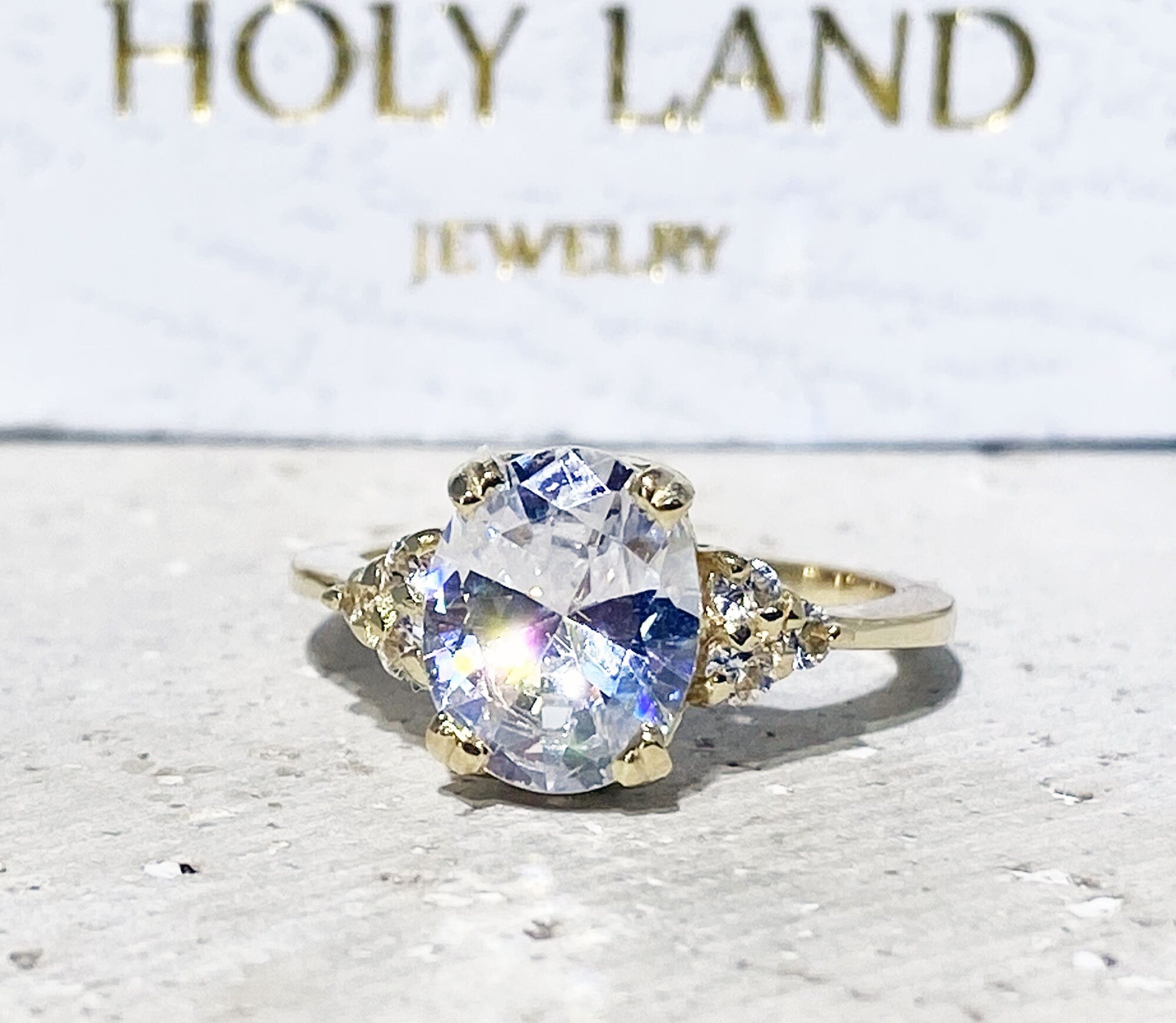 April Birthstone Oval Clear Quartz Gemstone Engagement Ring - H.L.Jewelry