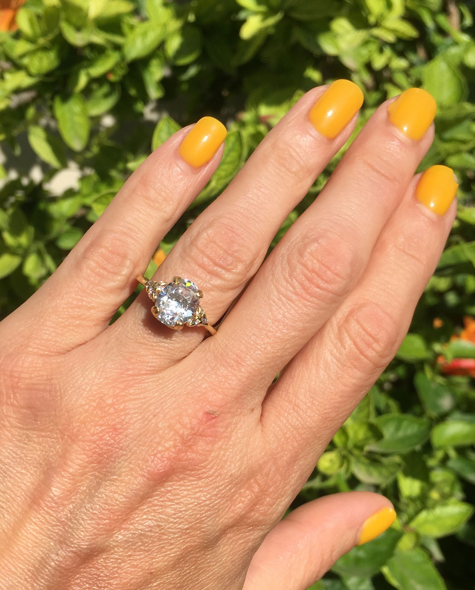 April Birthstone Oval Clear Quartz Gemstone Engagement Ring - H.L.Jewelry