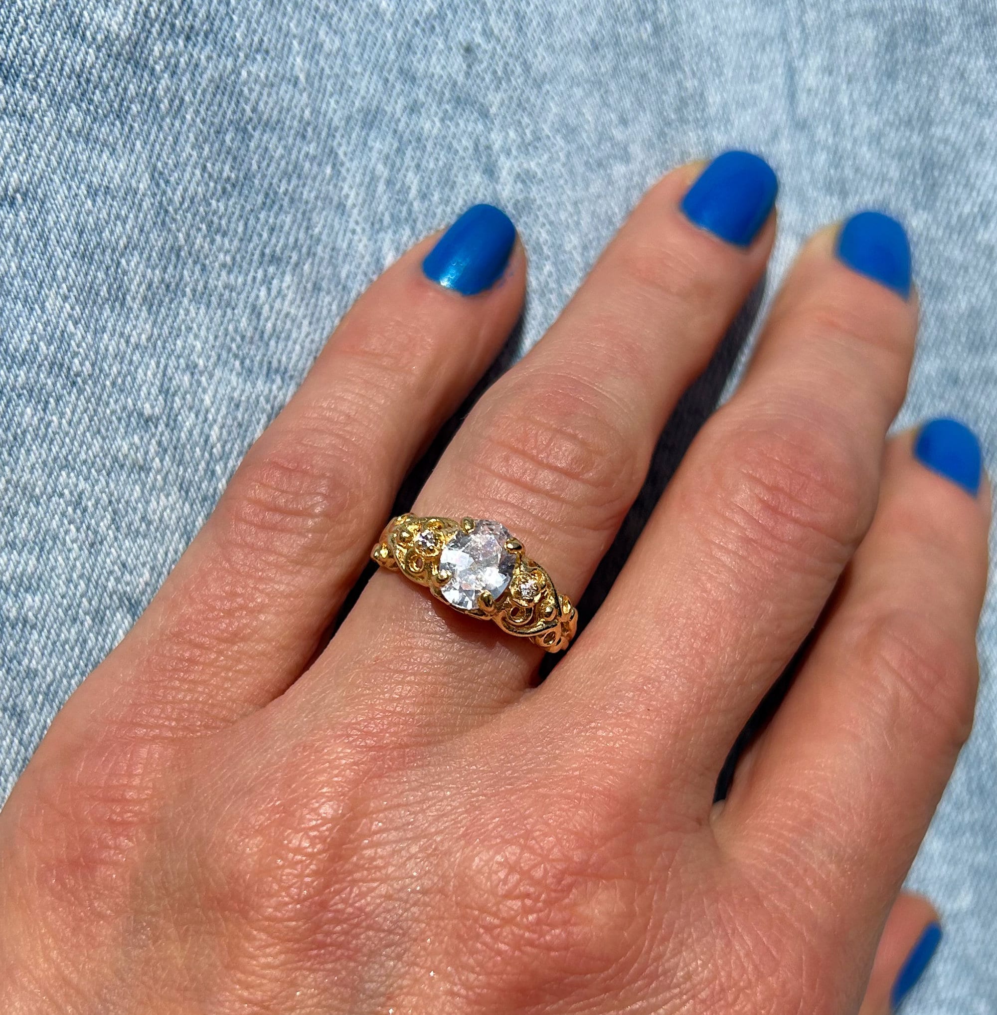 April Birthstone Oval Clear Quartz Gemstone Lace Ring - H.L.Jewelry