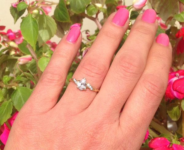 April Birthstone Pear-Shaped Clear Quartz Delicate Ring - H.L.Jewelry