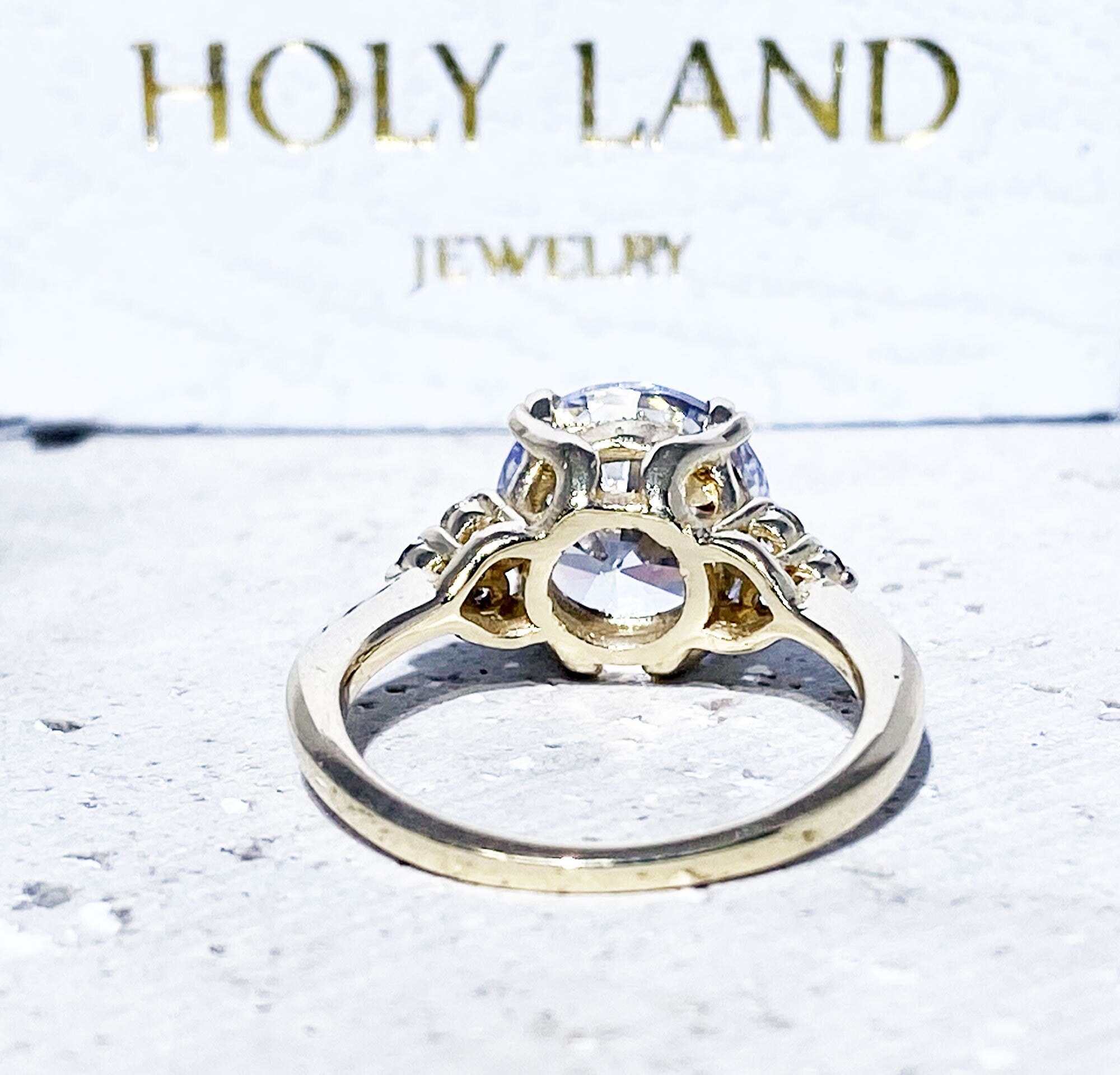 April Birthstone Round Clear Quartz Gemstone Engagement Ring - H.L.Jewelry