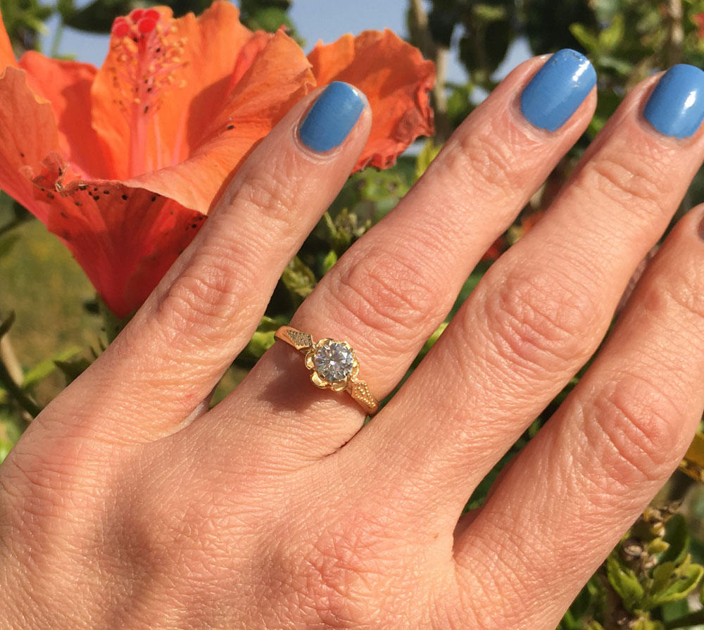April Birthstone Round Clear Quartz Gemstone Flower Ring - H.L.Jewelry
