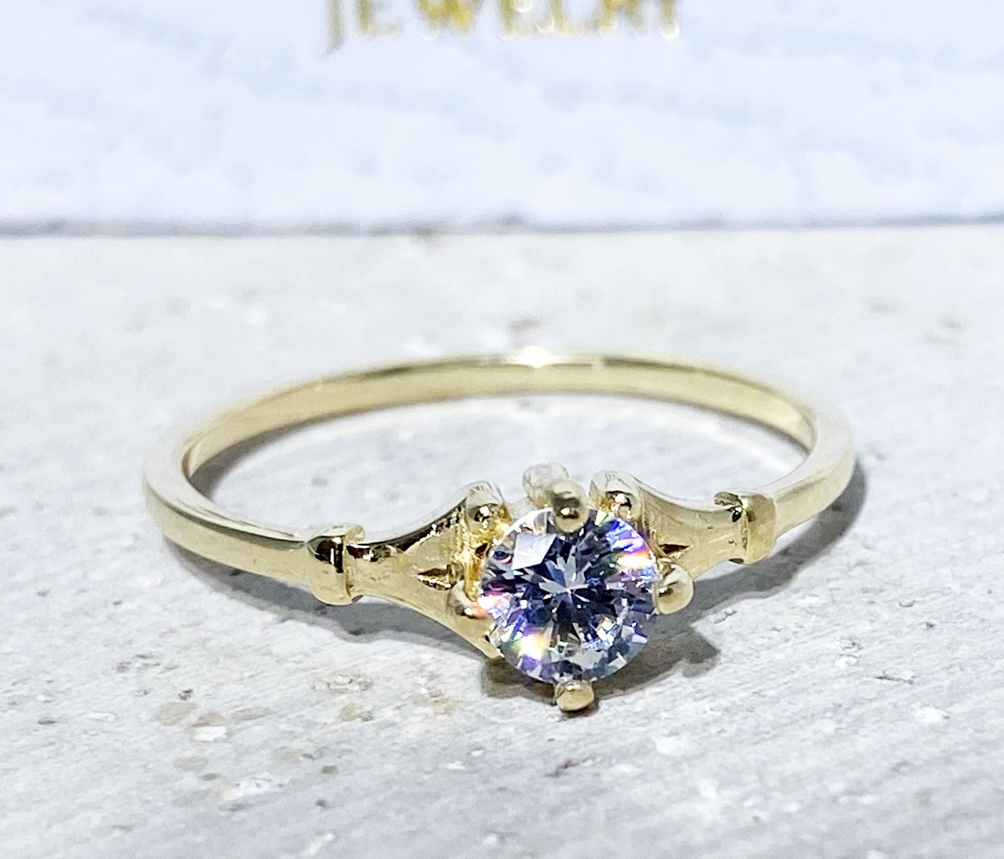 April Birthstone Round Clear Quartz Gemstone Simple Delicate Ring - H.L.Jewelry