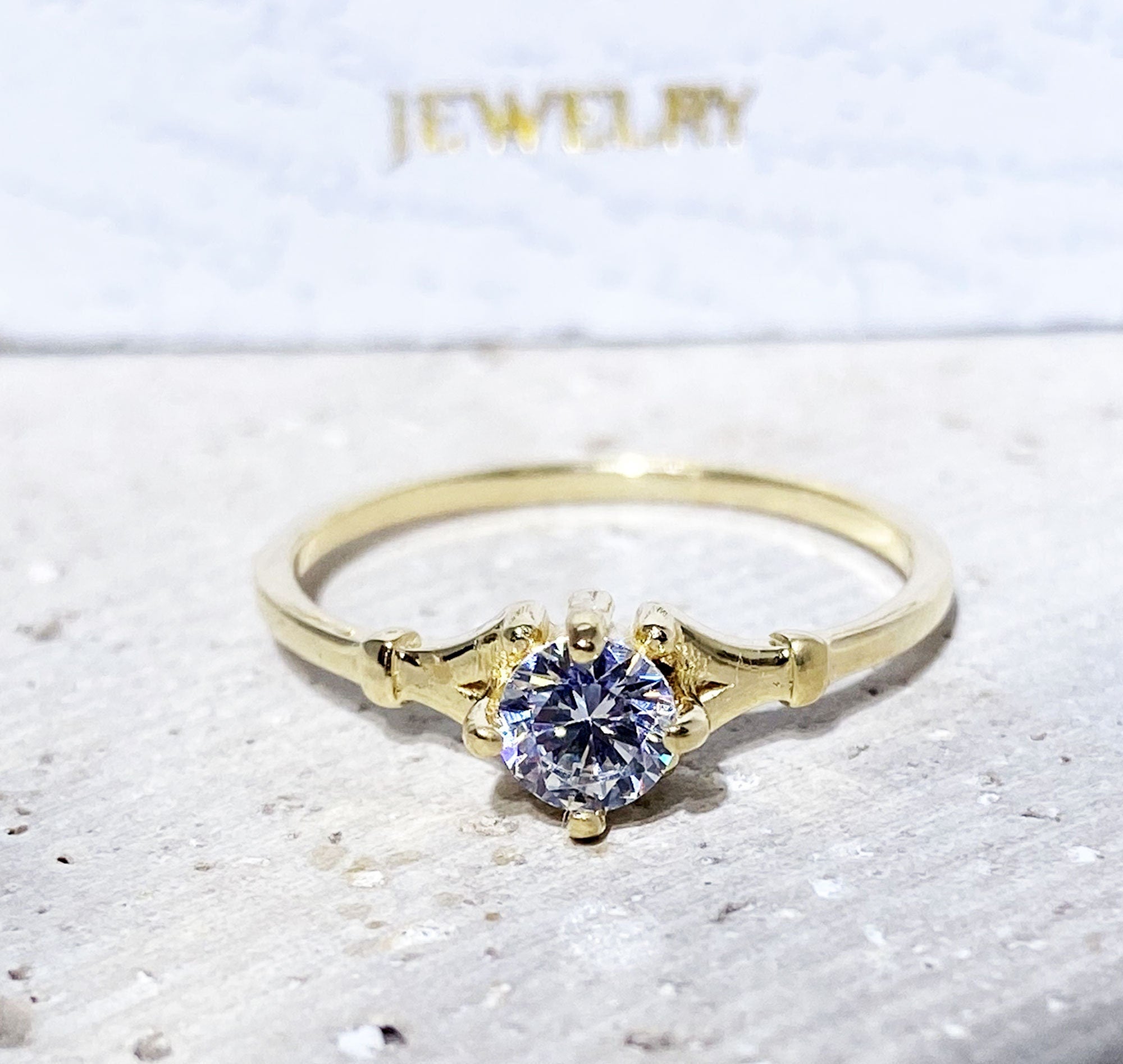 April Birthstone Round Clear Quartz Gemstone Simple Delicate Ring - H.L.Jewelry