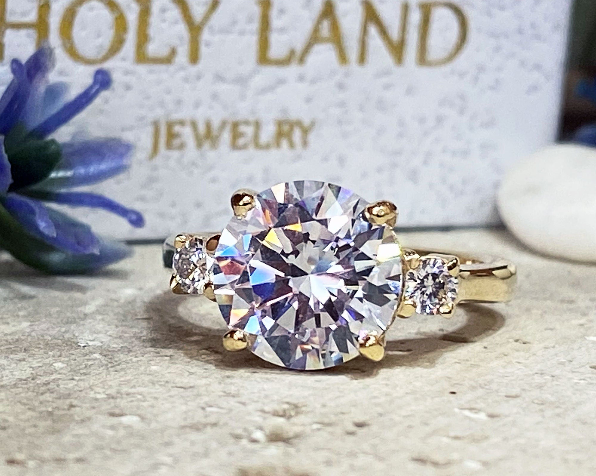 April Birthstone Round Clear Quartz Gemstone Statement Engagement Ring - H.L.Jewelry