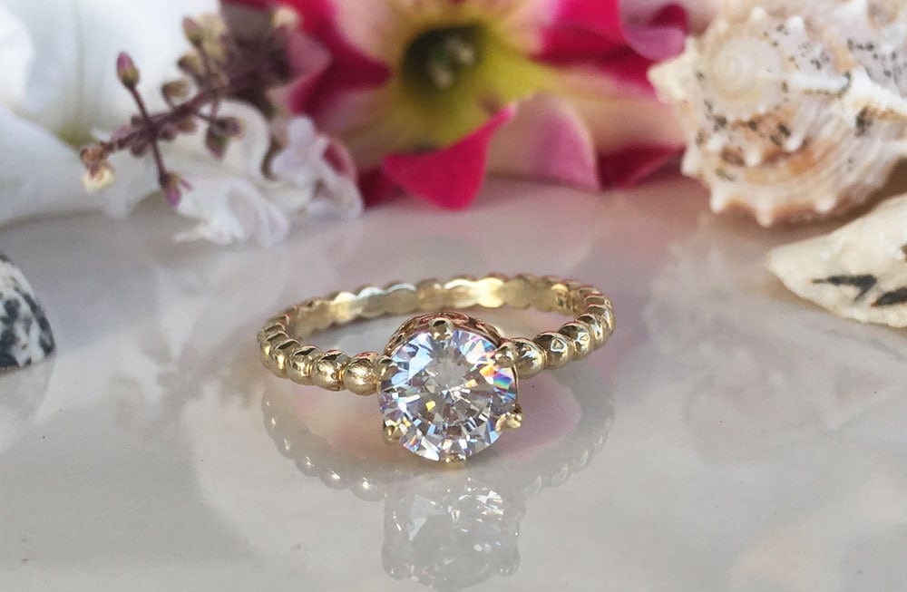 April Birthstone Round Clear Quartz Gemstone Vintage Beaded Band Ring - H.L.Jewelry