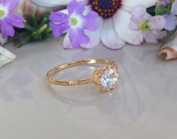 April Birthstone Round Clear Quartz Simple Hammered Band Ring - H.L.Jewelry