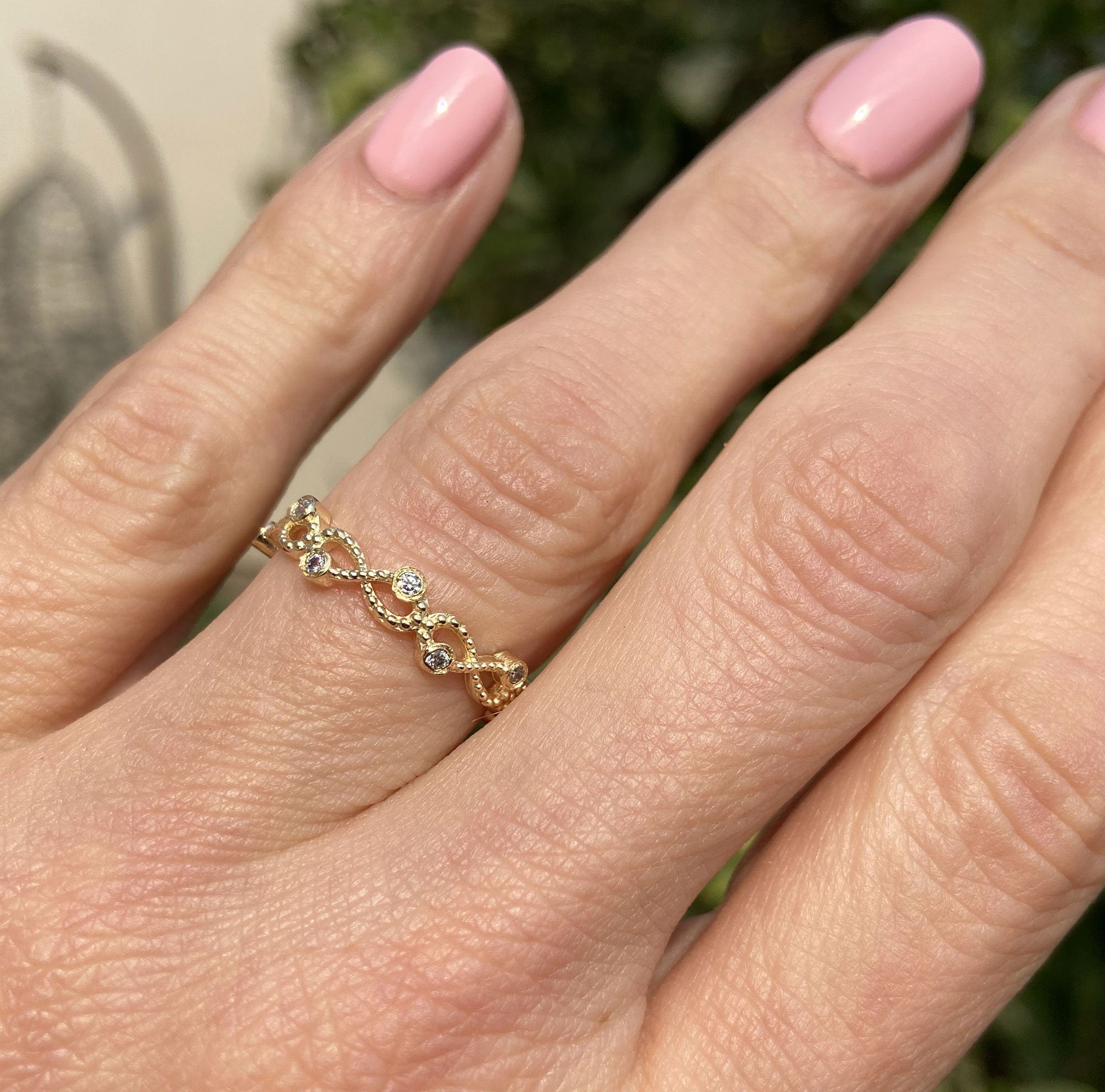 April Birthstone Round Clear Quartz Ten Stone Infinity Ring - H.L.Jewelry