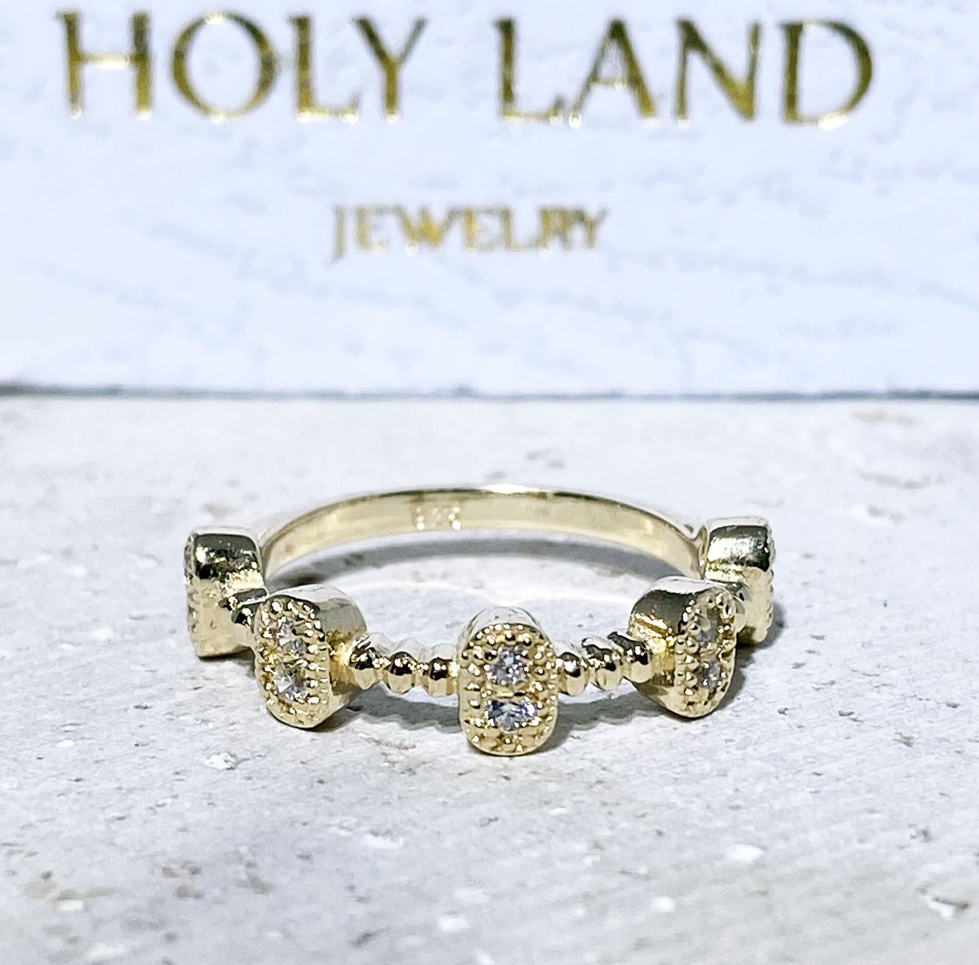 April Birthstone Round Clear Quartz Ten Stone Modern Bezel Ring - H.L.Jewelry