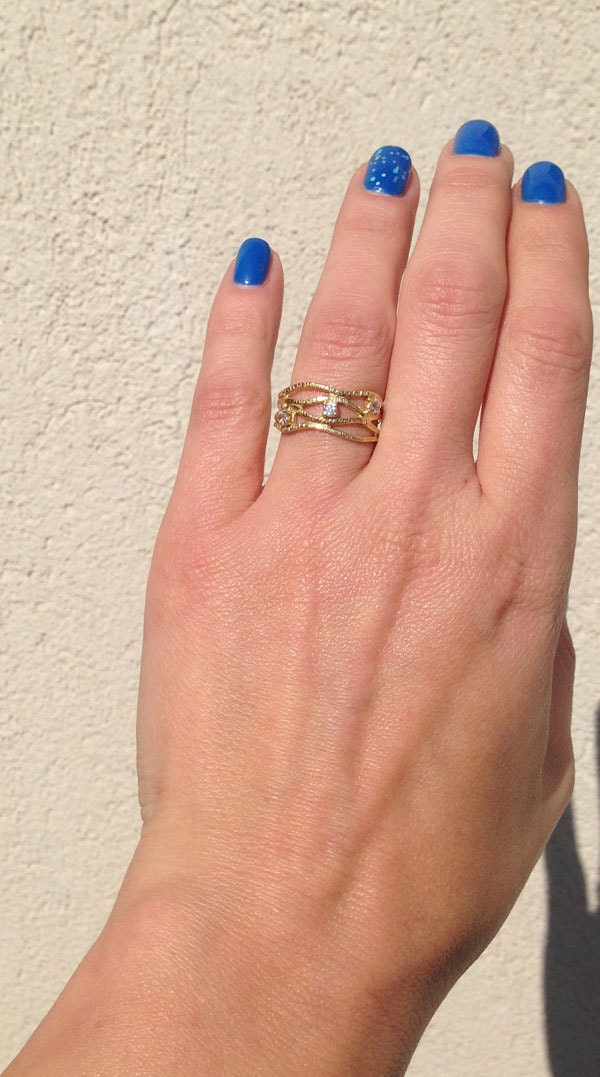 April Birthstone Round Clear Quartz Three Stone Hammered Band Ring - H.L.Jewelry