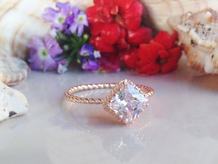 April Birthstone Square Clear Quartz Gemstone Simple Twist Band Ring - H.L.Jewelry