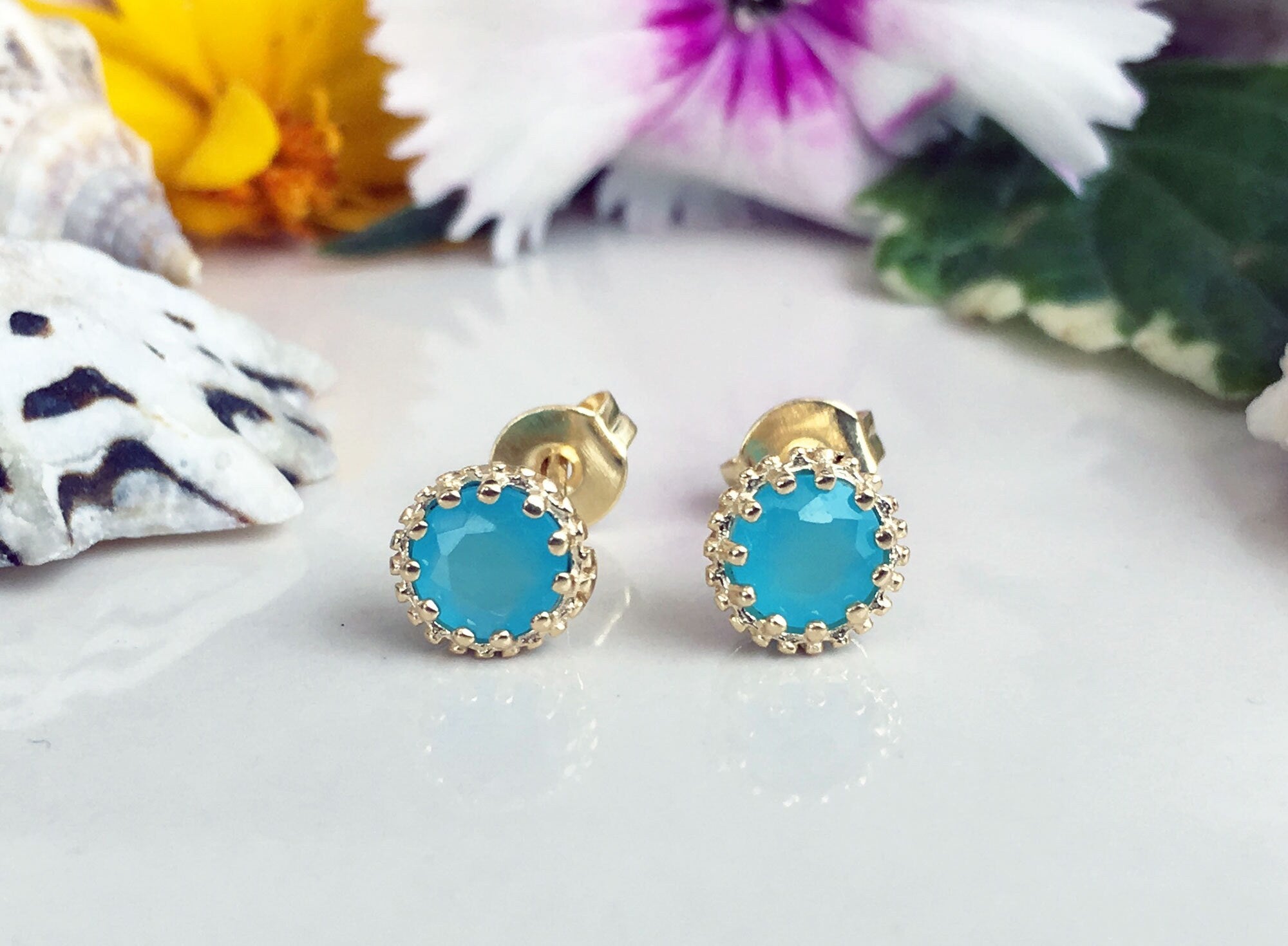 Blue Chalcedony Simple Round Stud Earrings - H.L.Jewelry