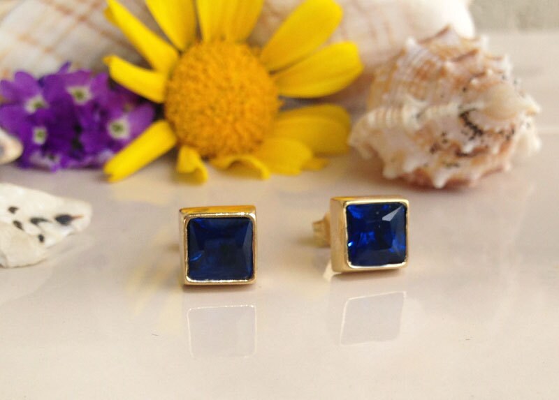 Blue Sapphire Earrings - September Birthstone Jewelry - Blue Sapphire Gemstone Simple Square Stud Earrings - H.L.Jewelry