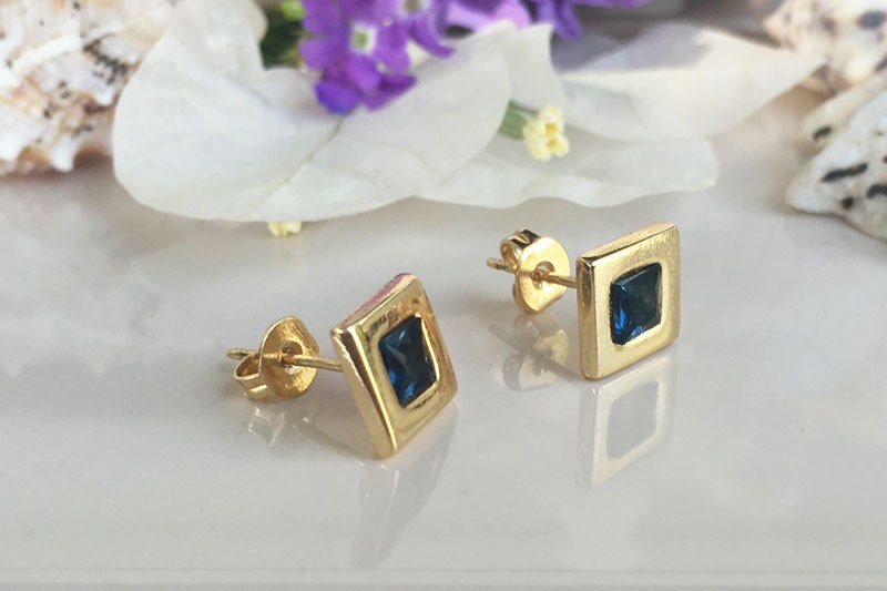 Blue Sapphire Earrings - September Birthstone Jewelry - Blue Sapphire Gemstone Simple Square Stud Earrings - H.L.Jewelry