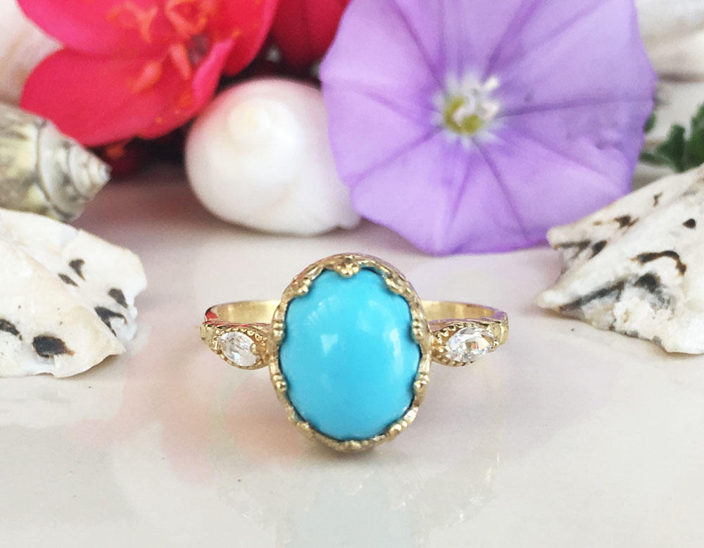 Blue Turquoise Vintage Oval Crown Ring with Clear Quartz Accents - H.L.Jewelry