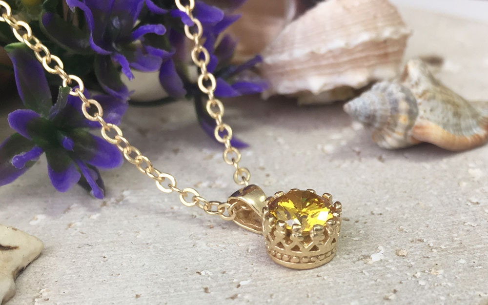 Citrine Round Crown Delicate Chain Necklace - H.L.Jewelry