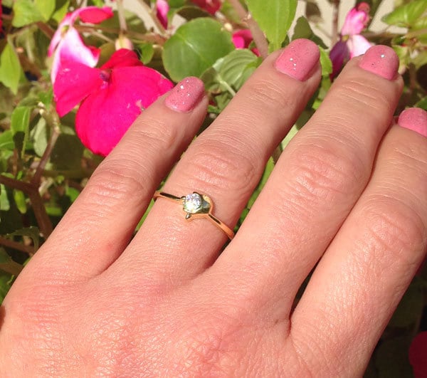 Dolphin Delicate Simple Ring with Clear Quartz Stone - H.L.Jewelry