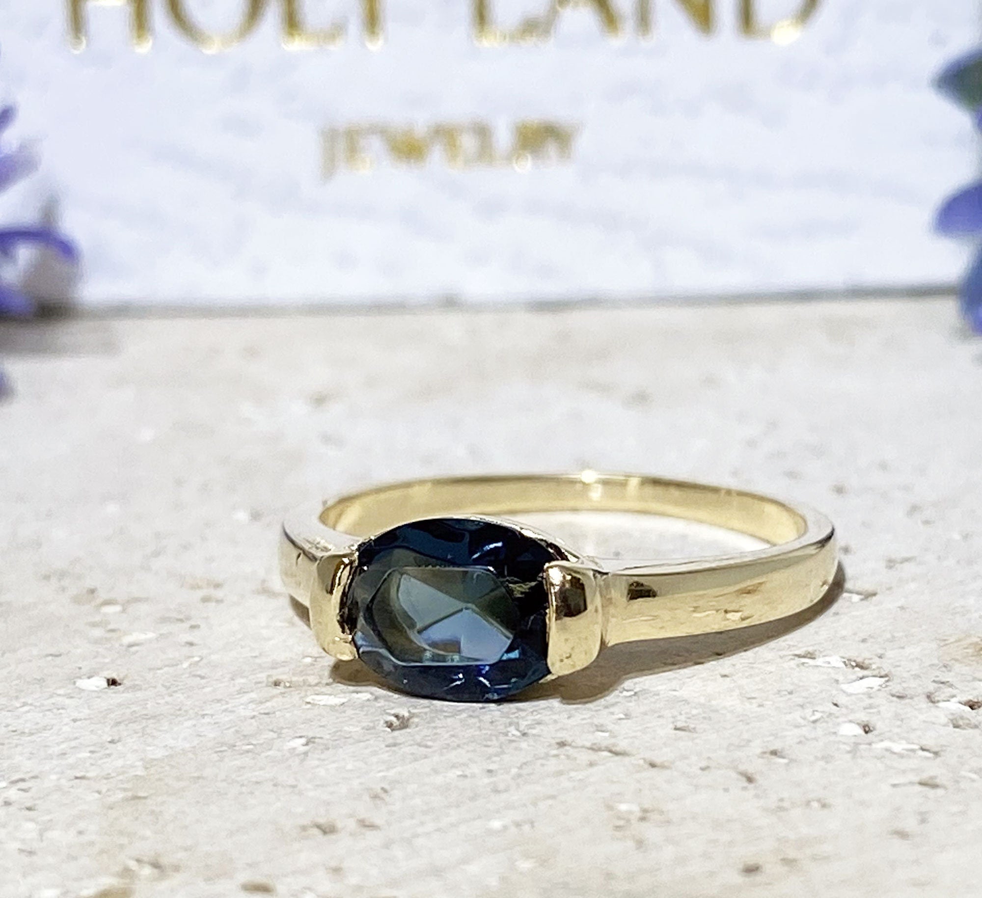 East-West Oval Blue Sapphire Simple Stackable Ring - H.L.Jewelry