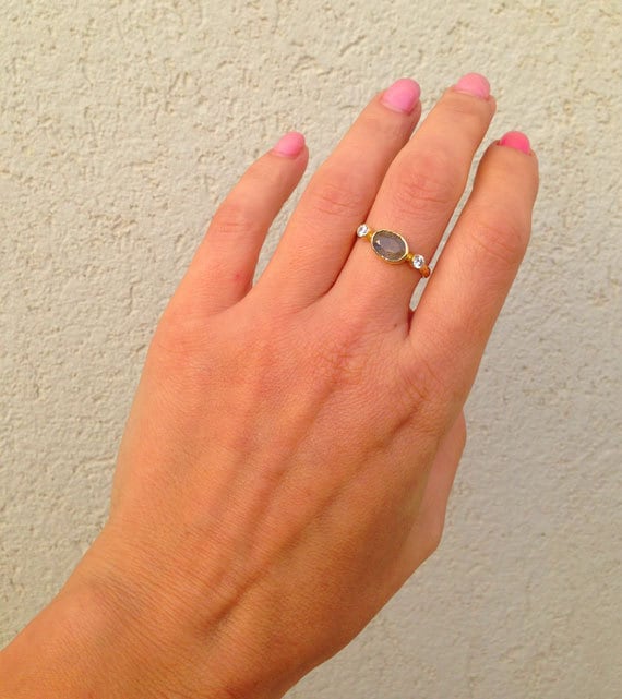 East-West Oval Labradorite Bezel Ring with Clear Quartz Accents - H.L.Jewelry