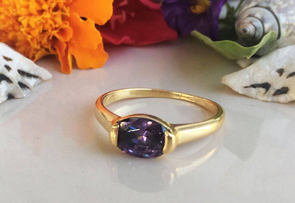 East-West Oval Purple Amethyst Simple Stackable Ring - H.L.Jewelry