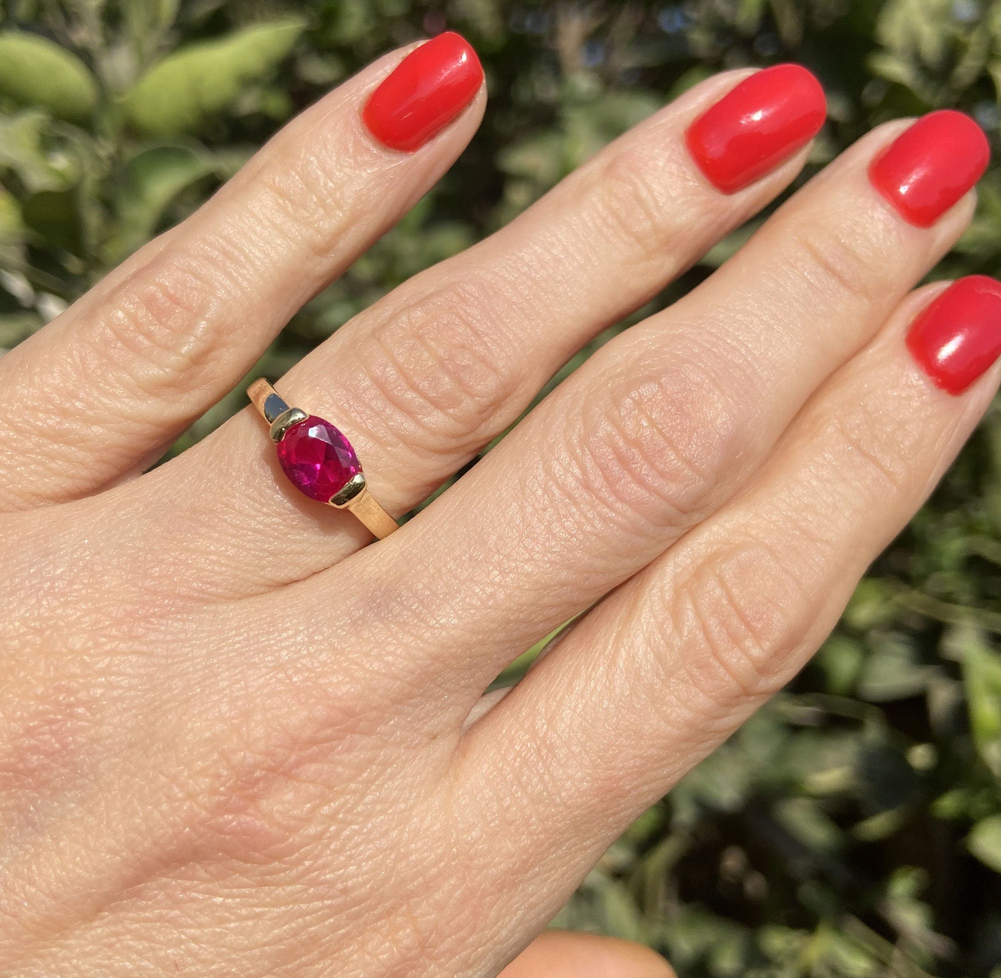 East-West Oval Ruby Simple Stackable Ring - H.L.Jewelry