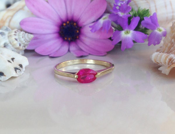 East-West Oval Ruby Simple Stacking Ring - H.L.Jewelry