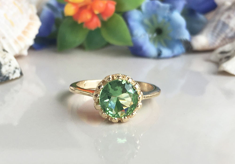 Green Sapphire Gemstone Round Crown Ring - H.L.Jewelry