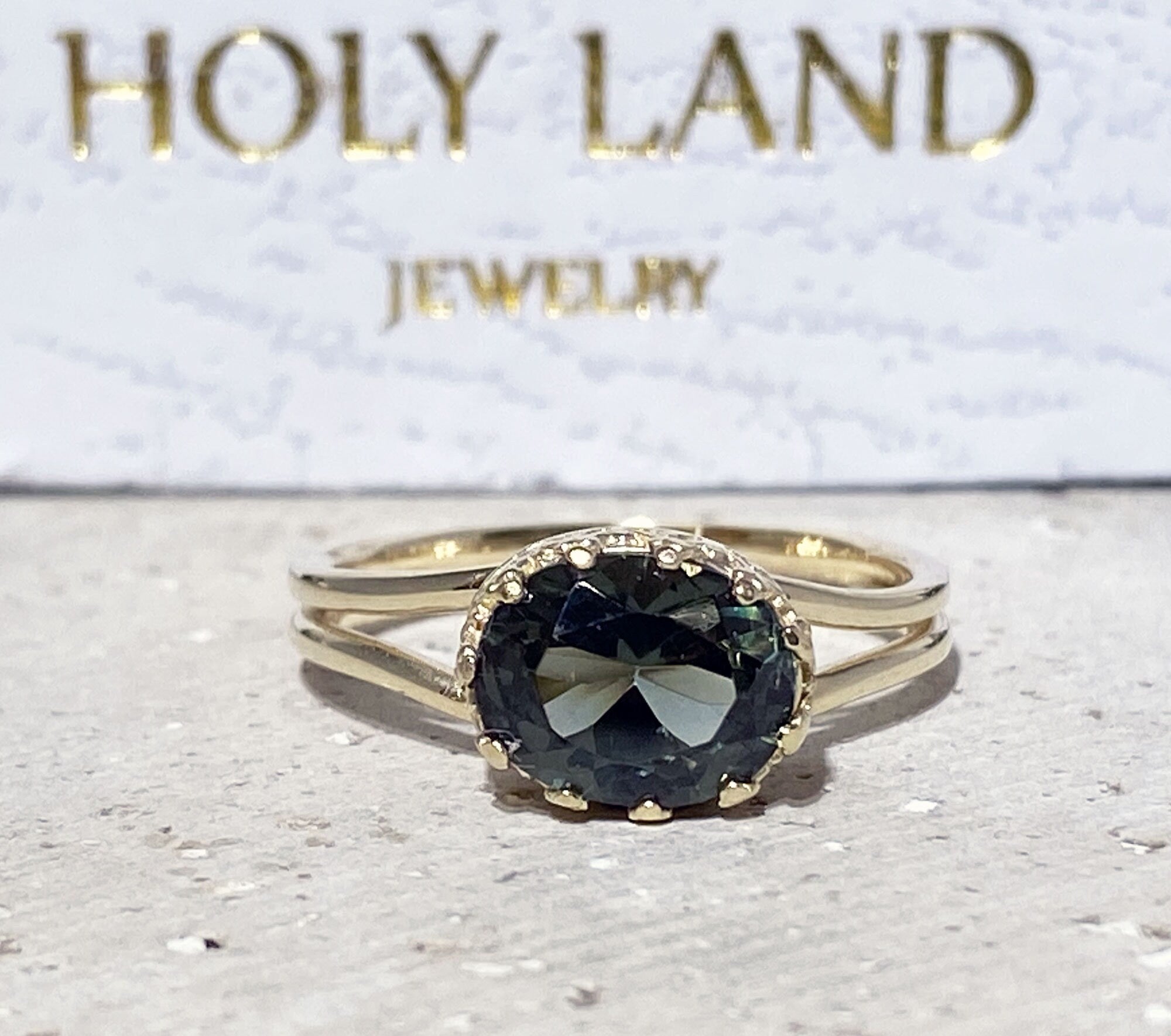 Green Tourmaline Gemstone Double Band Vintage Oval Crown Ring - H.L.Jewelry
