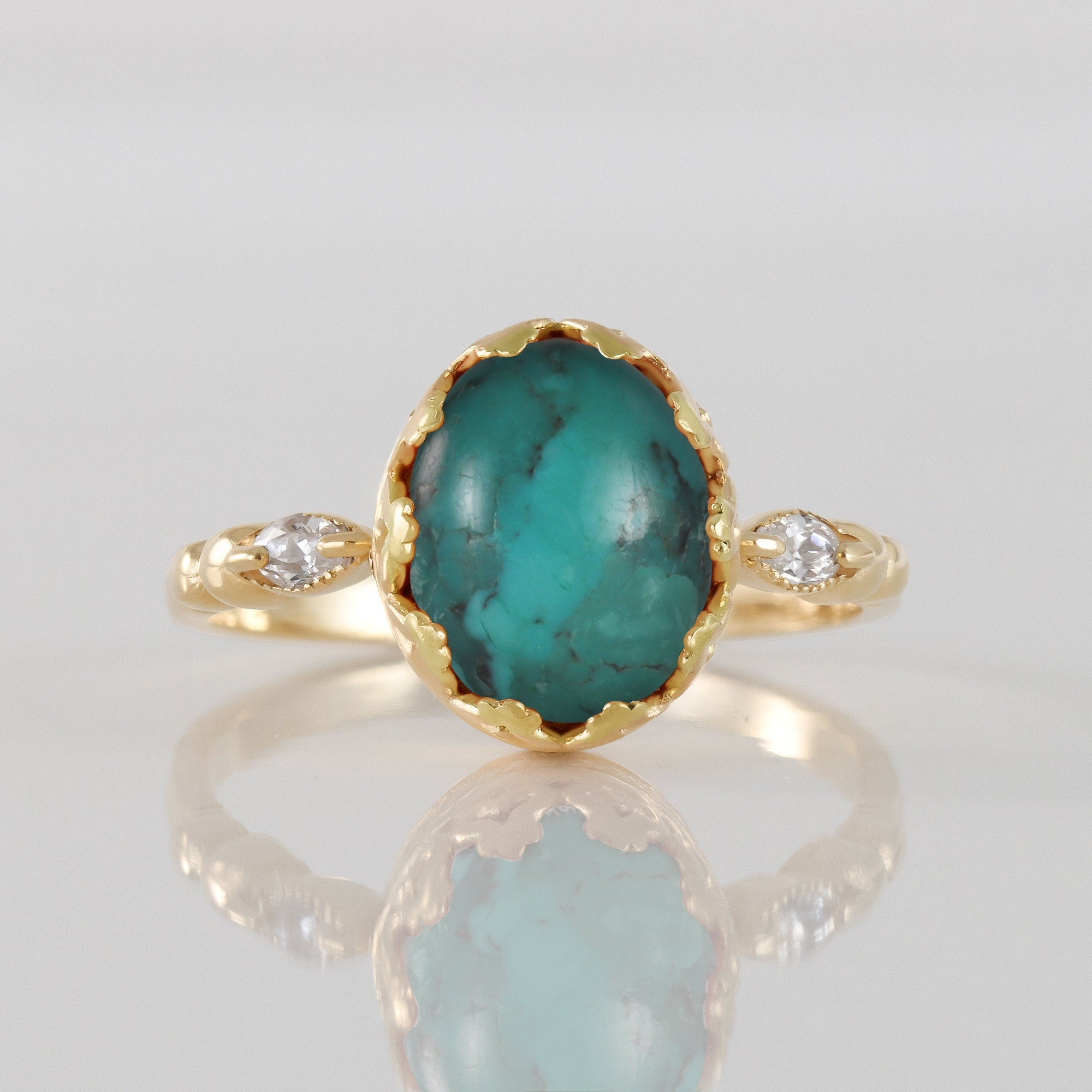 Green Turquoise Vintage Oval Crown Ring with Clear Quartz Accents - H.L.Jewelry