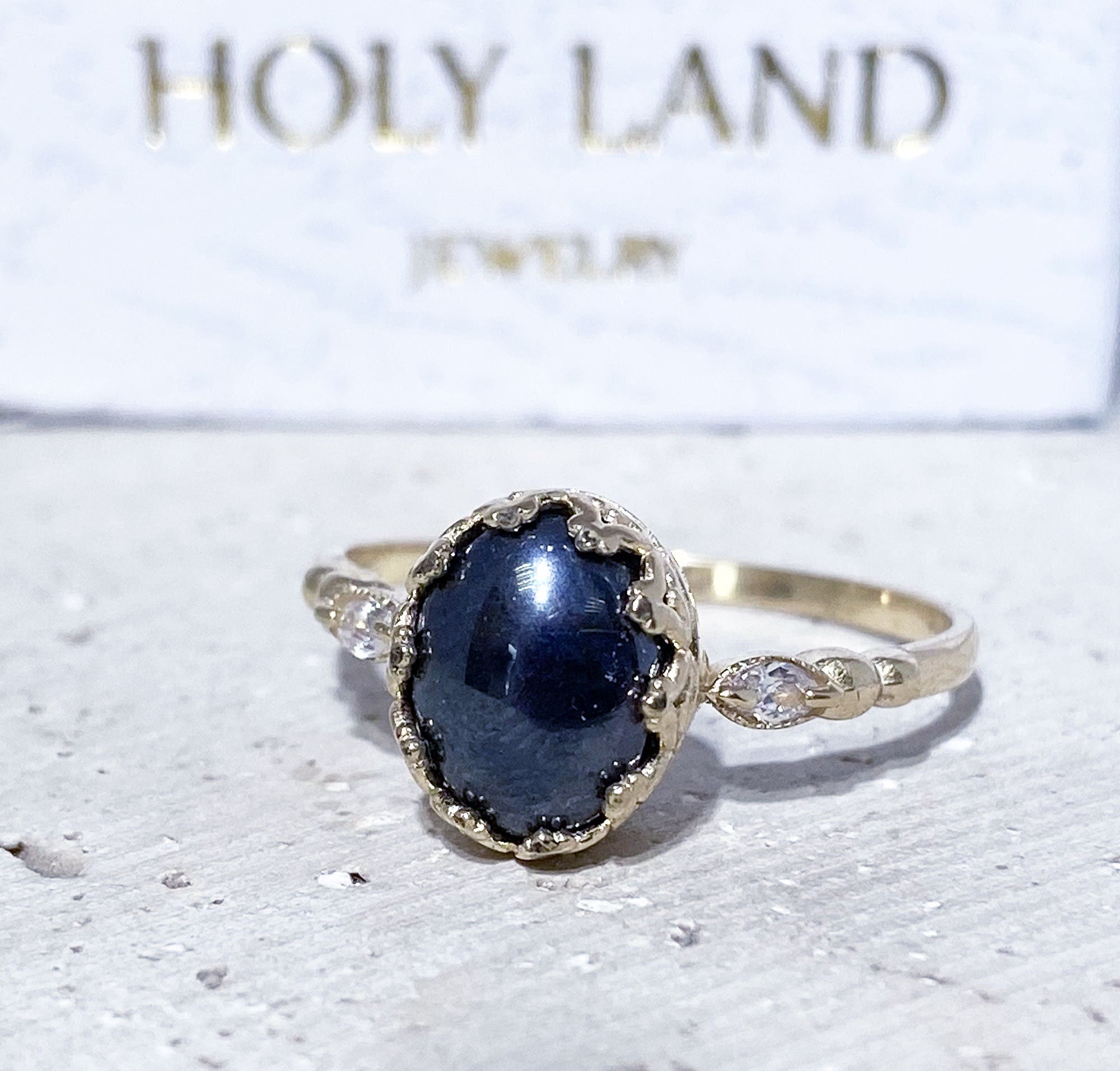 Hematite Vintage Oval Crown Ring with Clear Quartz Accents - H.L.Jewelry