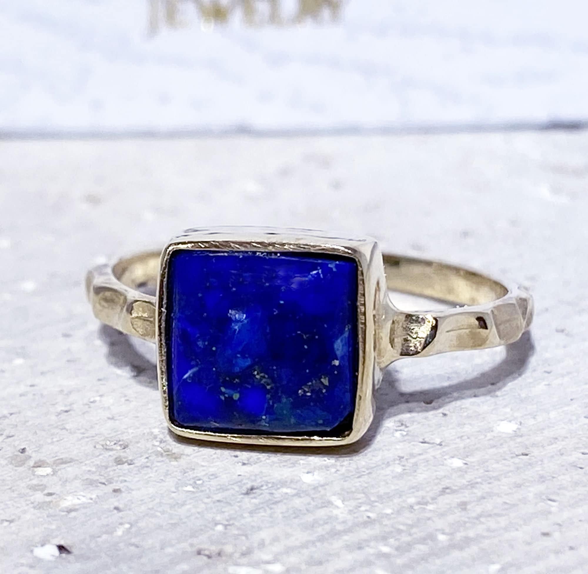 Lapis Lazuli Square Stone Simple Hammered Band Ring - H.L.Jewelry
