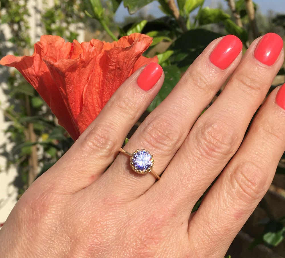 Lavender Amethyst Gemstone Round Crown Ring - H.L.Jewelry