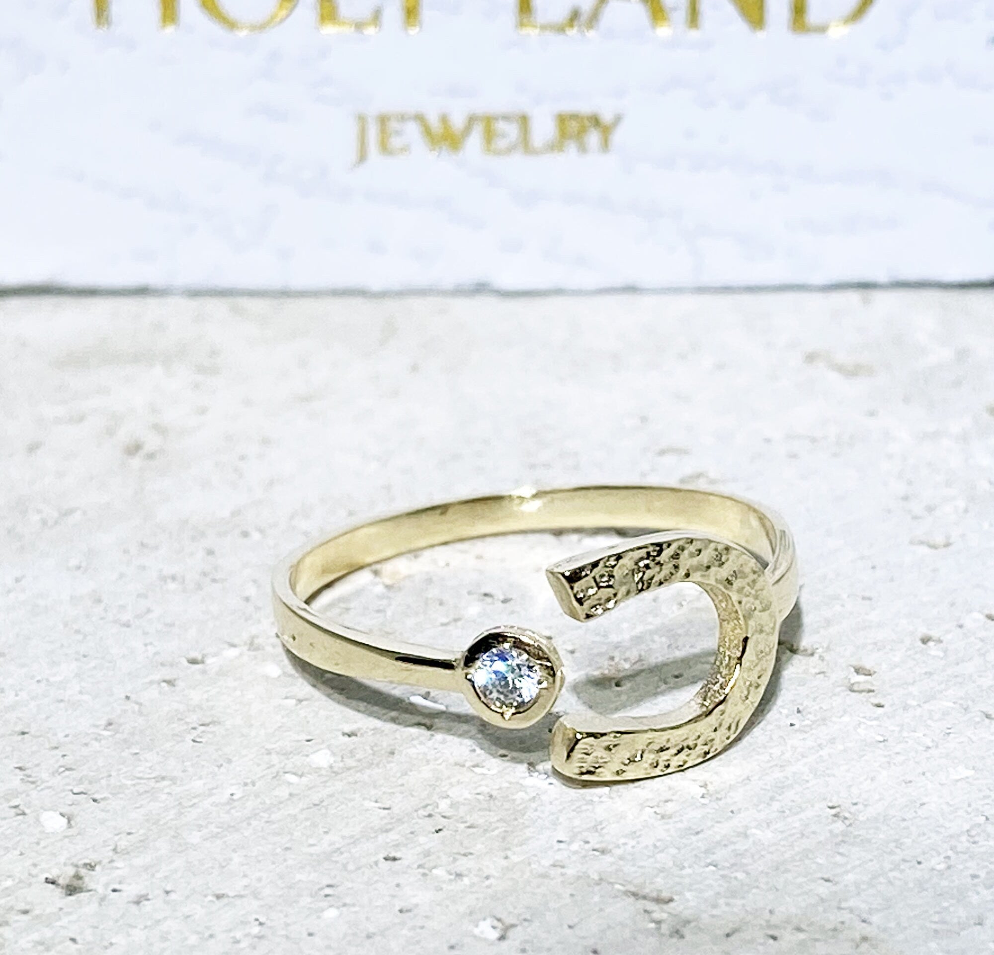 Lucky Horseshoe Simple Textured Hammered Ring - H.L.Jewelry