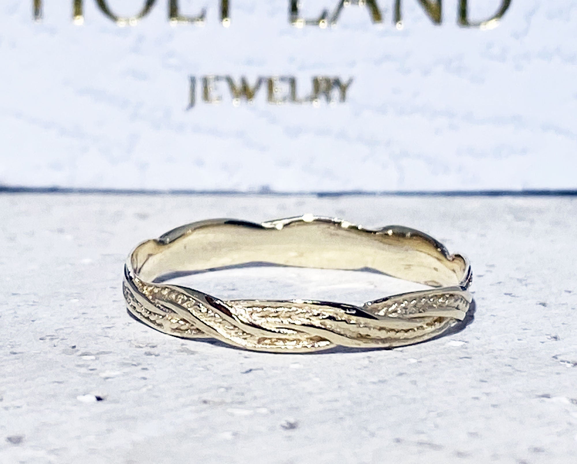 Minimalist Chic - Simple Chain Ring - H.L.Jewelry