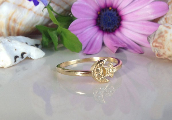 Moon & Star Crescent Moon Simple Ring - H.L.Jewelry