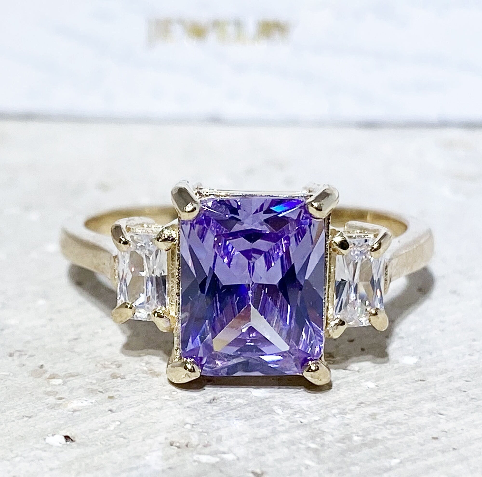 Octagon Lavender Amethyst Ring with Clear Quartz Accents - H.L.Jewelry