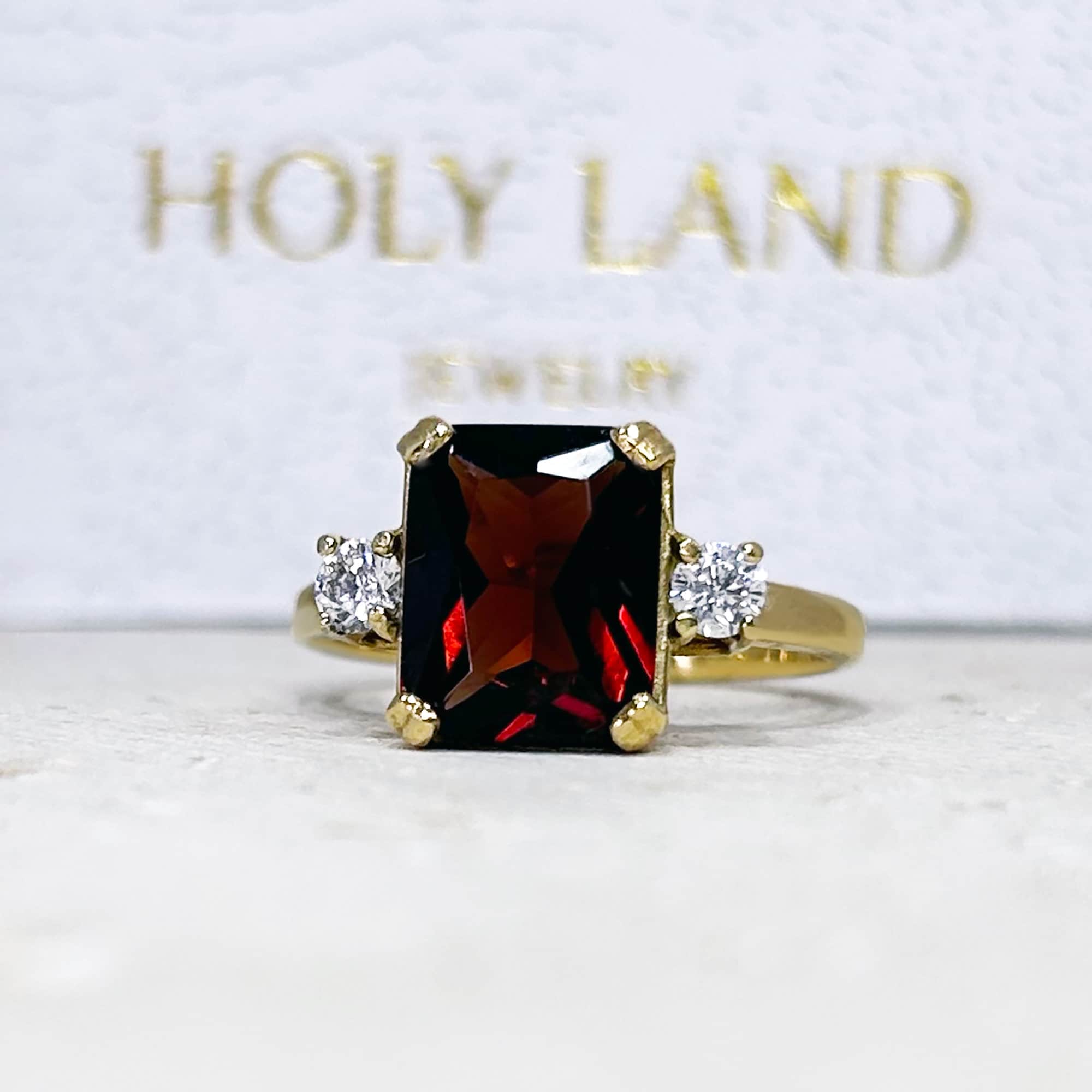 Octagon Red Garnet Ring with Clear Quartz Accents - H.L.Jewelry