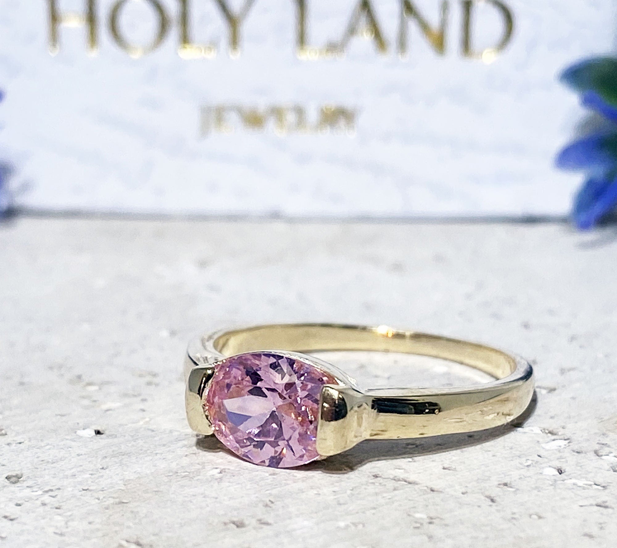 October Birthstone East-West Oval Rose Quartz Simple Stackable Ring - H.L.Jewelry