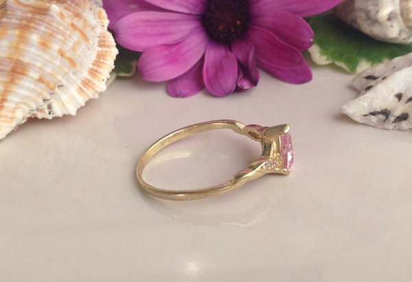 October Birthstone Pear-Shaped Rose Quartz Ring with Clear Quartz Accents - H.L.Jewelry